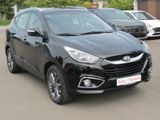 Hyundai ix35 FIFA World Cup Edition AWD - Hyundai ix35 aus 2014 mit Diesel-Antrieb: Geländewagen