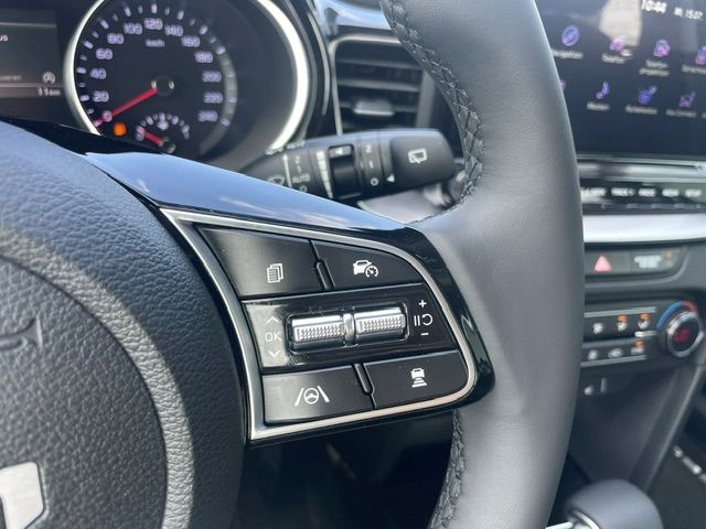 Fahrzeugabbildung Kia Ceed Spirit TotWinkAss P1 Navi Digitales Cockpit