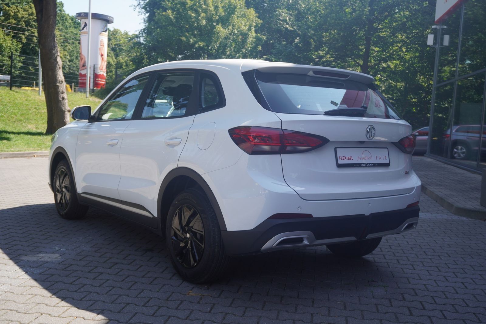 MG ZS
