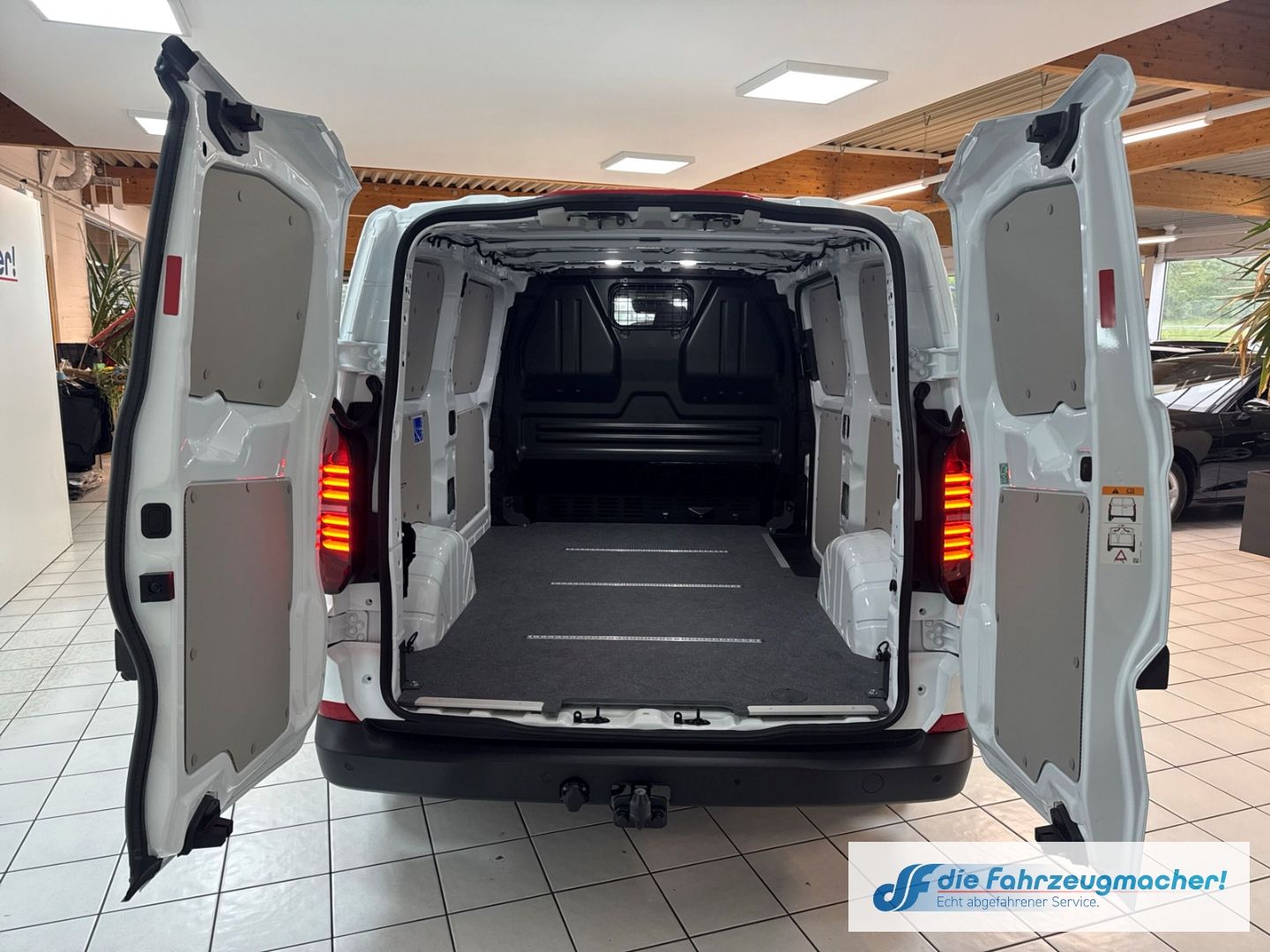 Fahrzeugabbildung Volkswagen Transporter Kasten 2.0 TDI 81 kW KR EU6e eFH ZV
