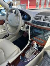 Mercedes-Benz E 320 ELEGANCE Elegance - Mercedes-Benz E 320 in Köln