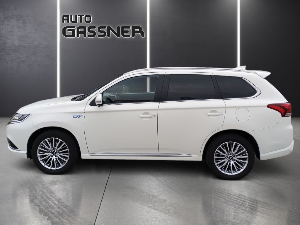Fahrzeugabbildung Mitsubishi Outlander Plug-in Hybrid Spirit 2.4 4WD