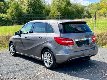 Mercedes B 180 - 3
