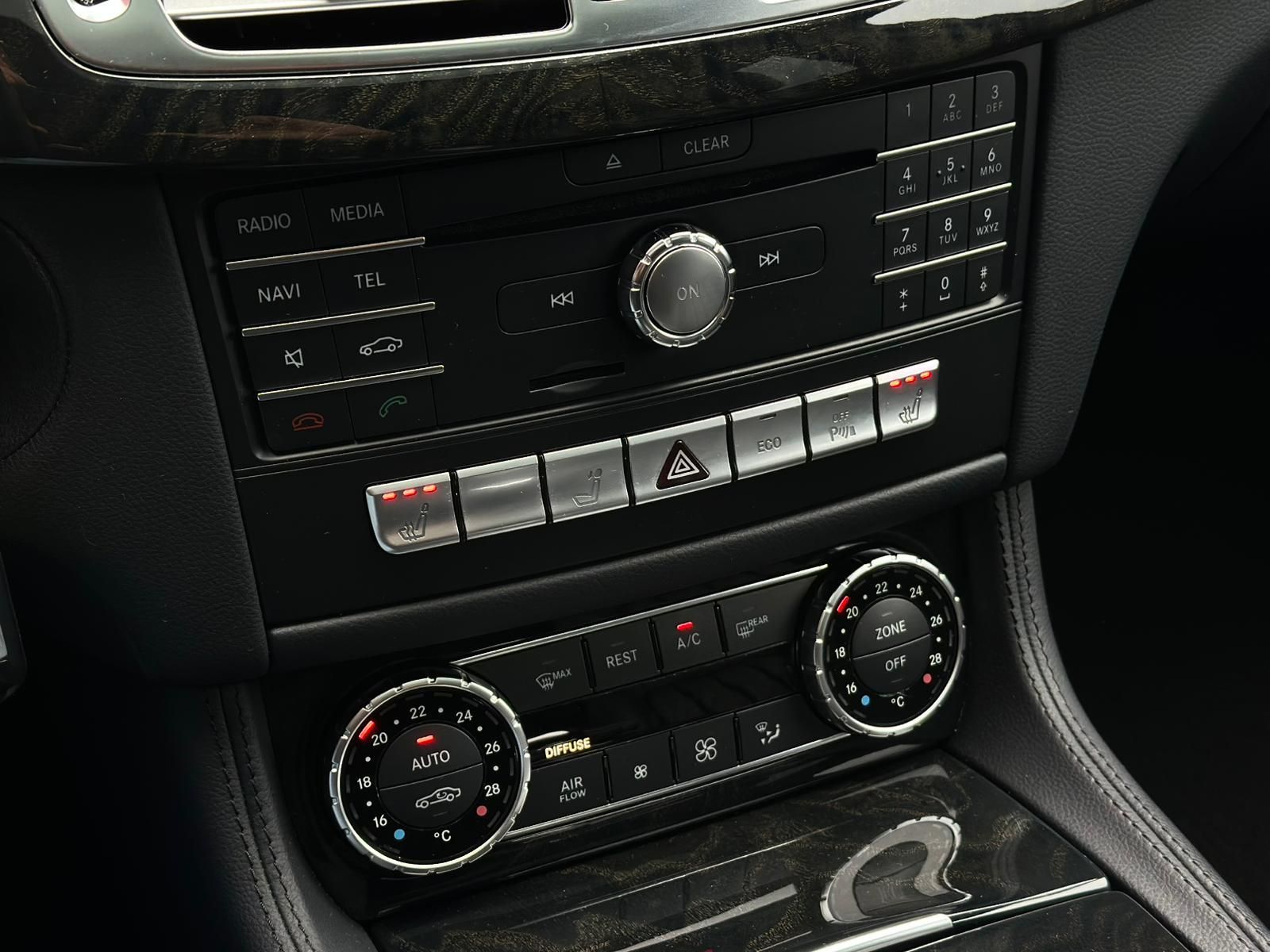 MERCEDES-BENZ CLS250d Shooting Brake AMG EDITION 4M* MULTIBEAM - Image 13