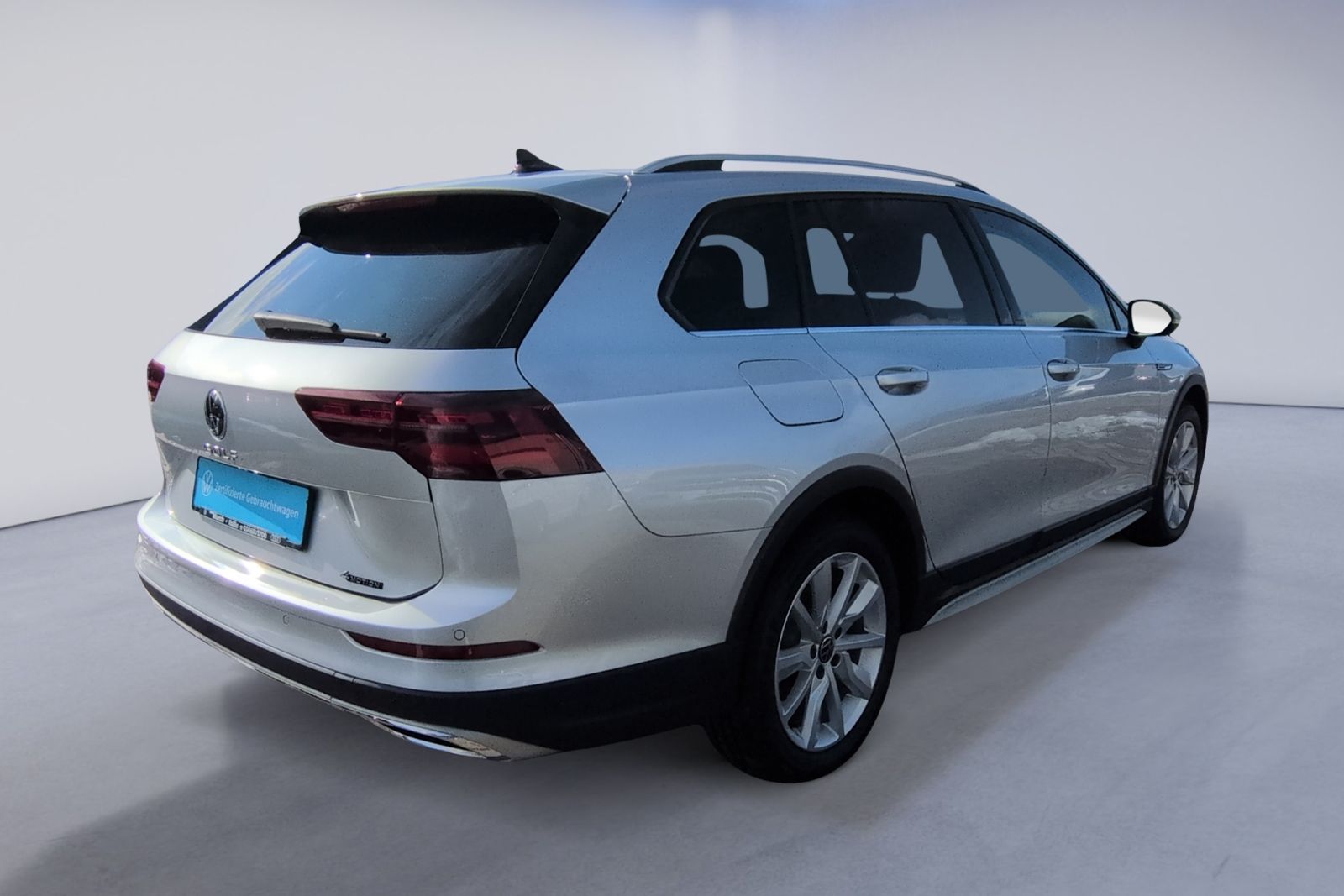 Golf VIII Alltrack 2.0 TDI DSG KAMERA+PANO+STHZ