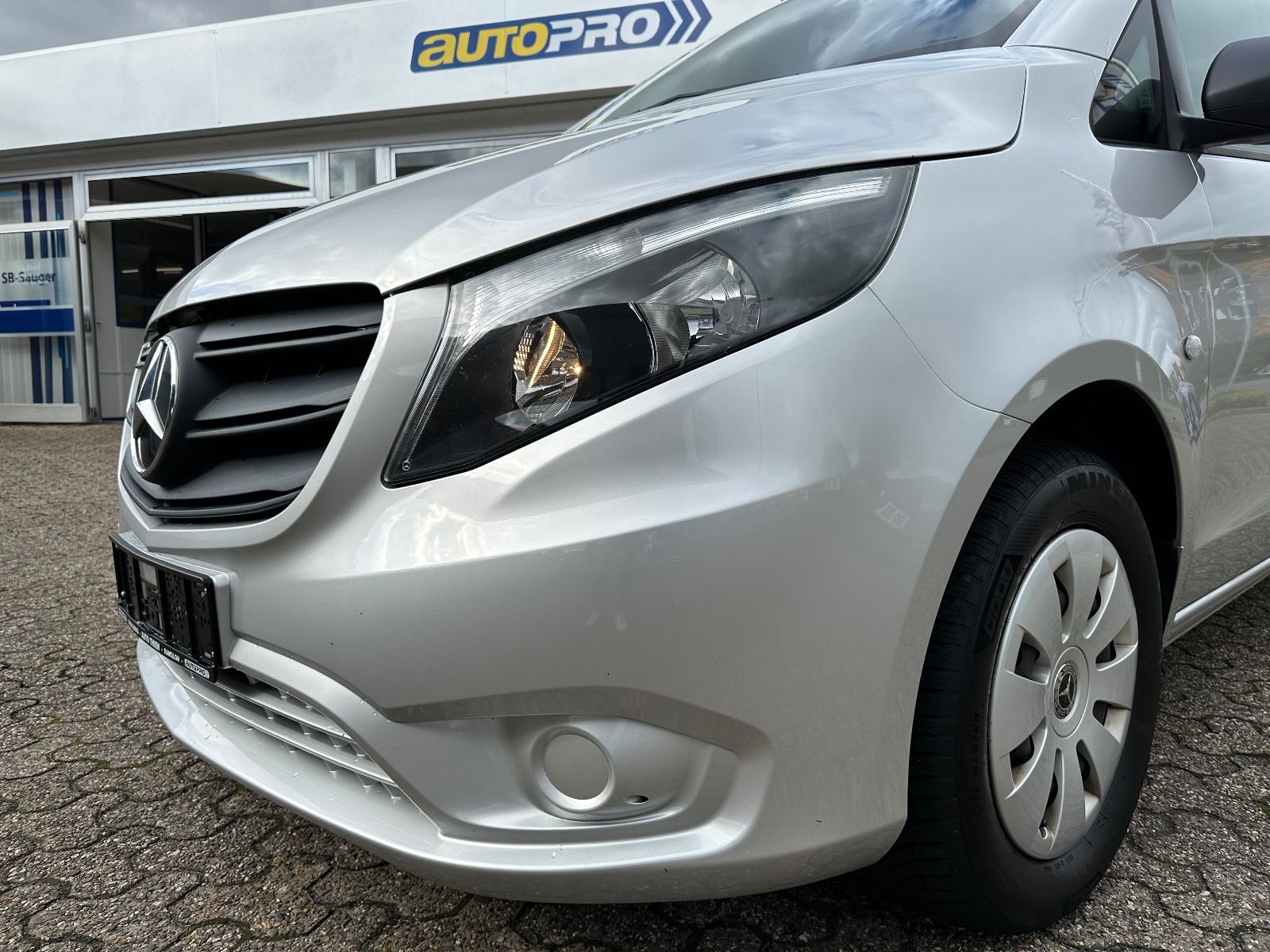 Fahrzeugabbildung Mercedes-Benz Vito Mixto 116 CDI AHK/Standhzg/Hecktüren/Klima