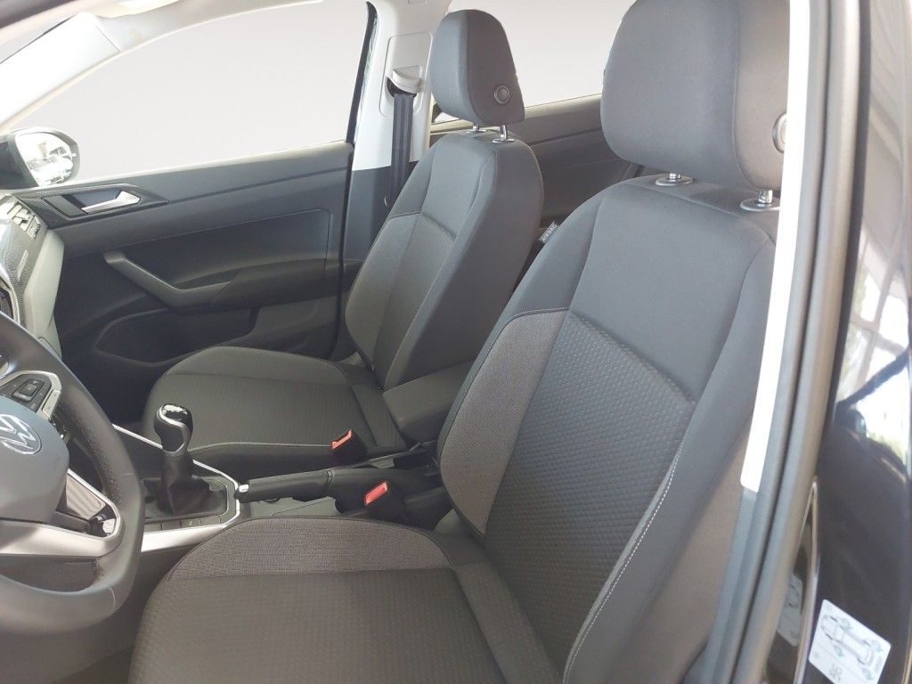 Fahrzeugabbildung Volkswagen Taigo 1.0 TSI Life Anschlußgarantie LED