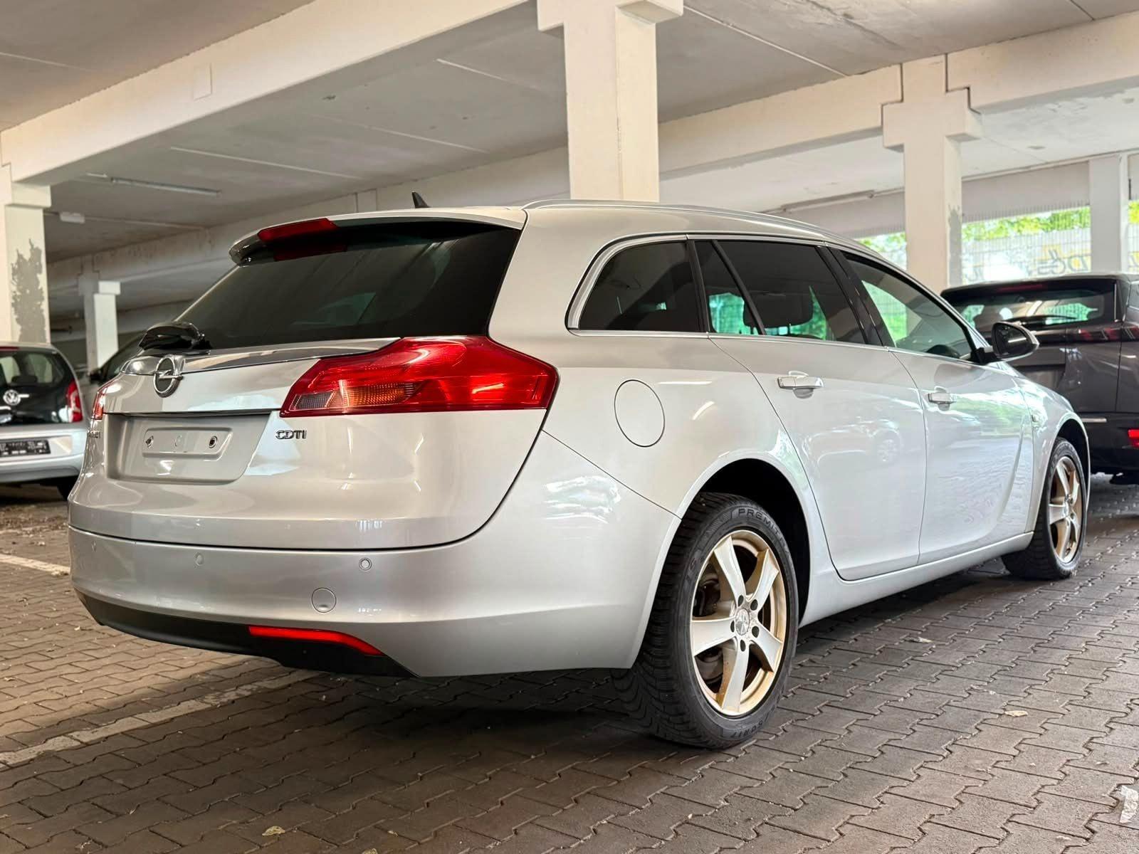 Opel Insignia Sports Tourer 150 Jahre NAVI. SHZ