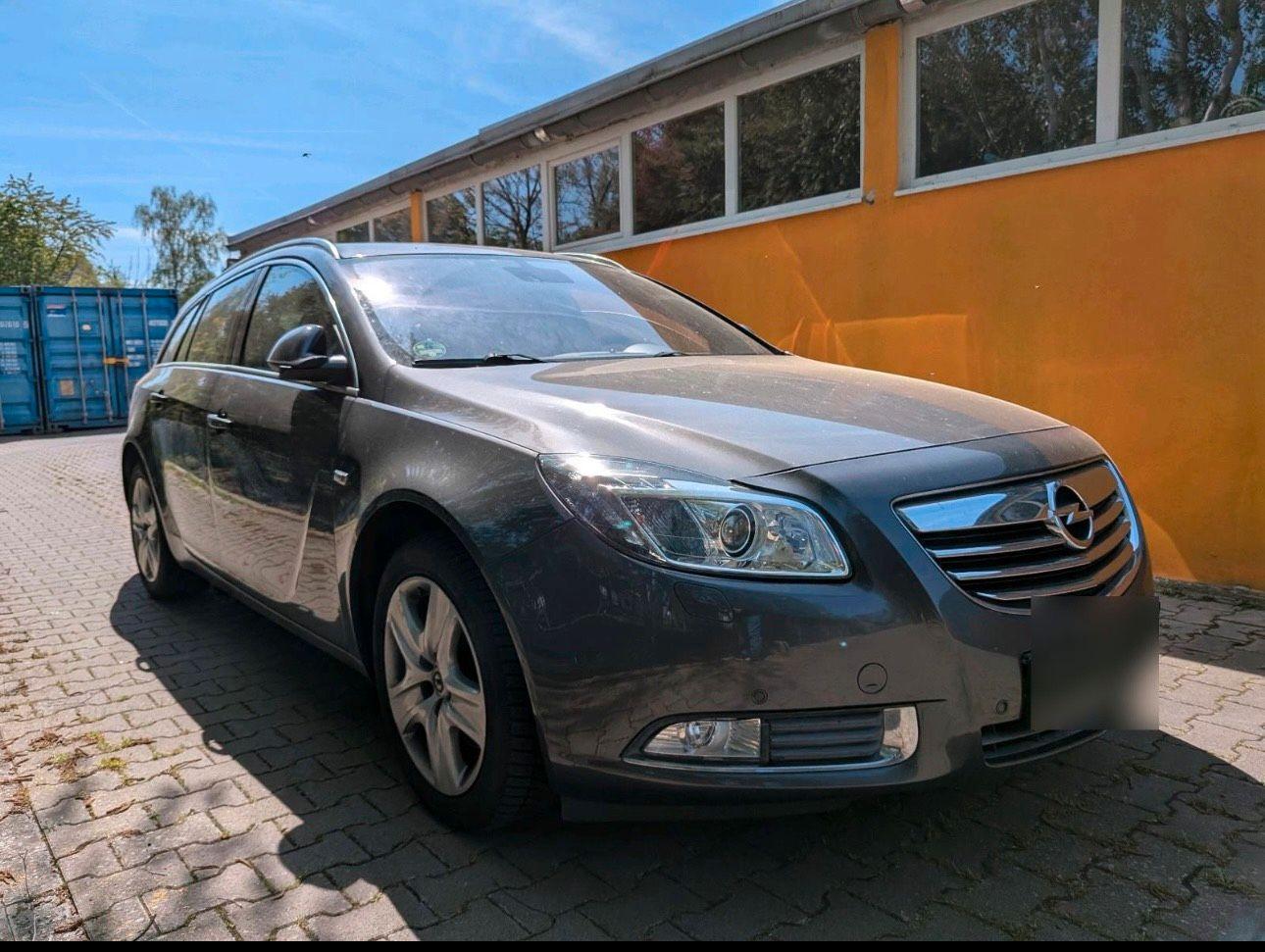 Opel Insignia, 2011