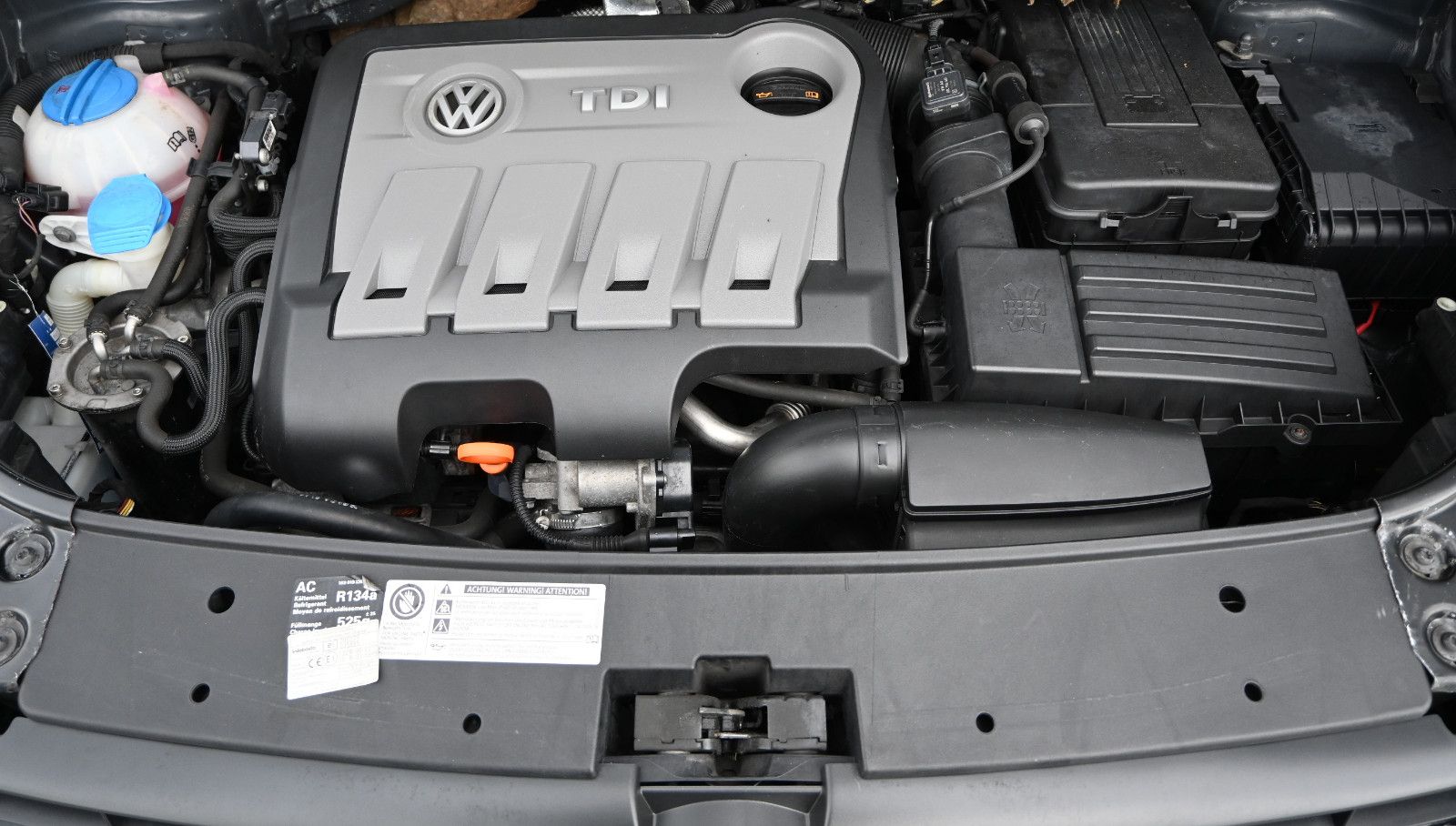 Fahrzeugabbildung Volkswagen Touran 1.6 TDI Comfortline °7-SITZE°KAMERA°02.28