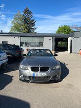 BMW 320i Cabrio - - BMW 320 in Freiburg
