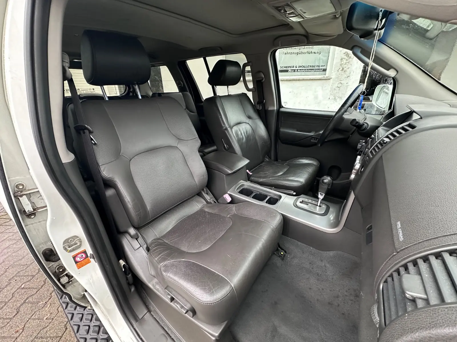 Nissan Pathfinder 2007 — photo 16
