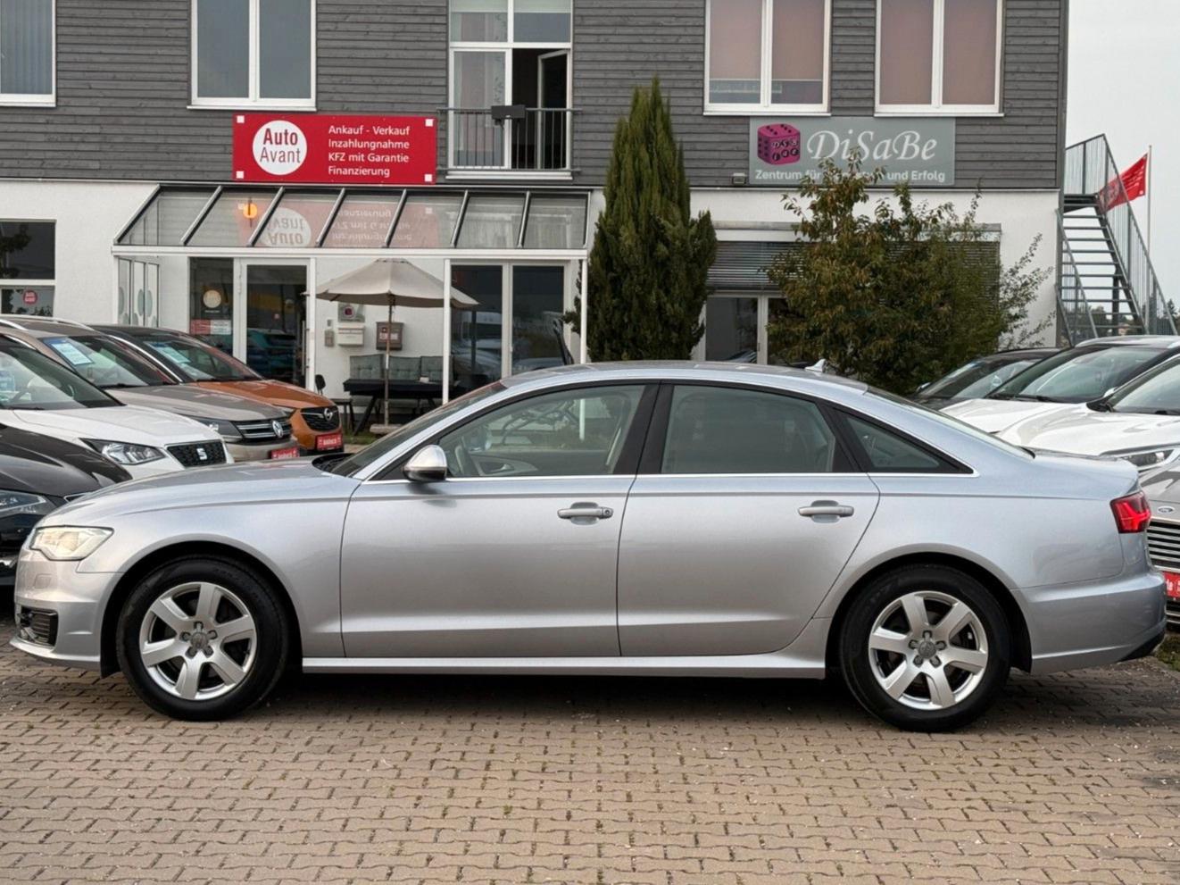 Audi A6 Limousine 2.0 TDI ultra*AUTOMATIK*VOLL-LEDER*