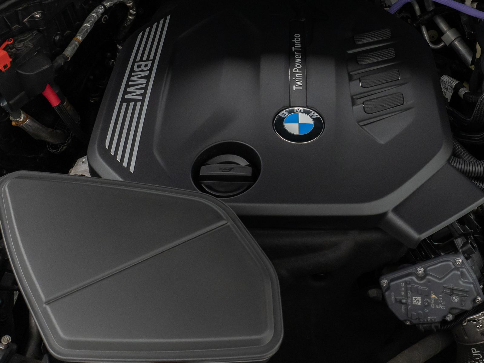 Fahrzeugabbildung BMW X3 xD20d 360°HUD DAB HiFi AHK Komfort Alarm LED