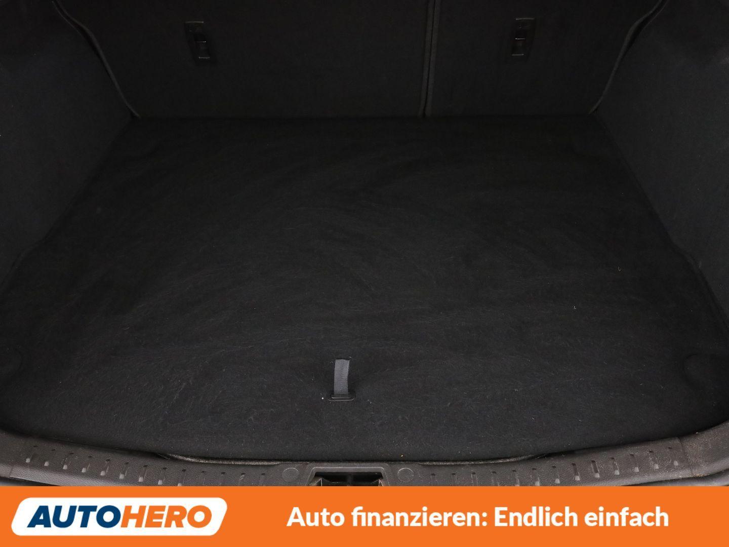Ford Focus 1.0 EcoBoost ST-Line *NAVI*XENON*TEMPO*PDC