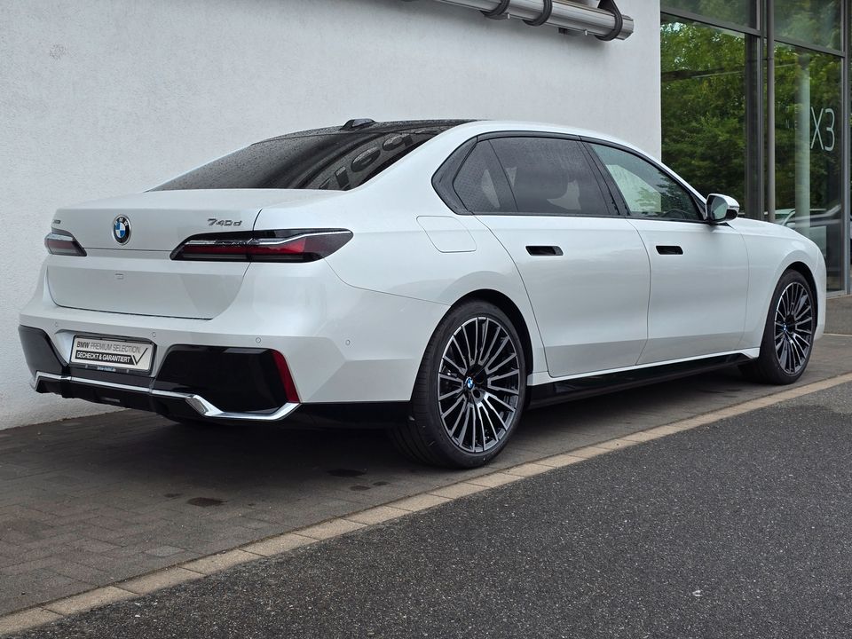 BMW 740d xDrive M Sportpaket Standhzg Pano DAPro B&W foto 3