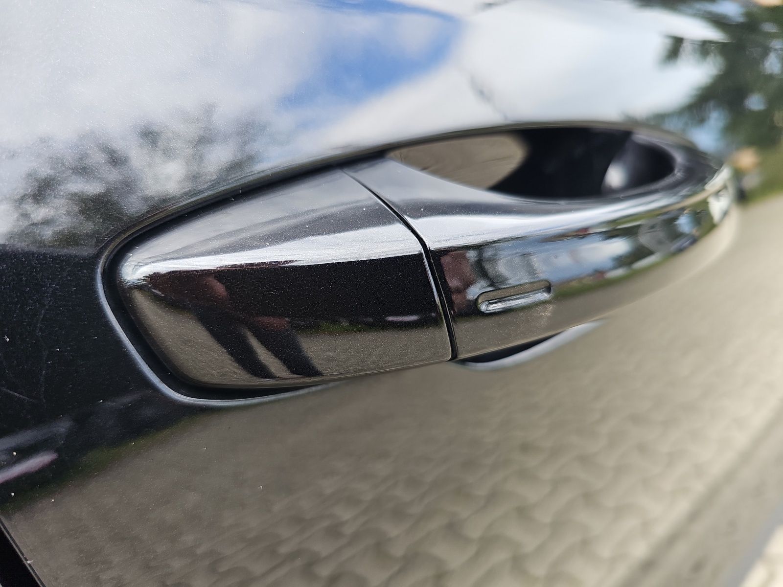 Fahrzeugabbildung SKODA Kodiaq Style 2.0 TDI DSG AHK ACC LED