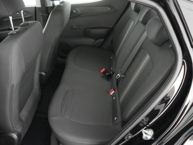i10 FACELIFT TREND AT+NAVI+RÜCKFAHRKAMERA+SITZ-/