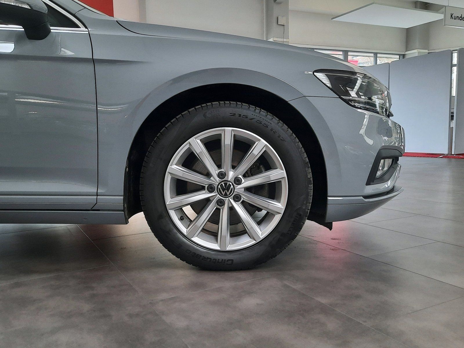 Fahrzeugabbildung Volkswagen Passat Variant Business TSI DSG *AHK*Navi*Cam*