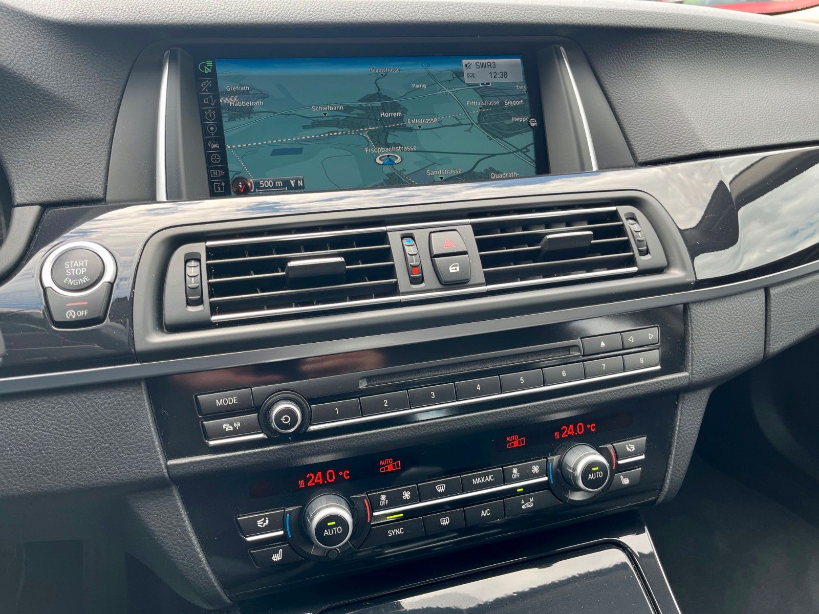 Fahrzeugabbildung BMW 520d Aut. Navi Alarm PDC HiFi Scheckheft SPORTL