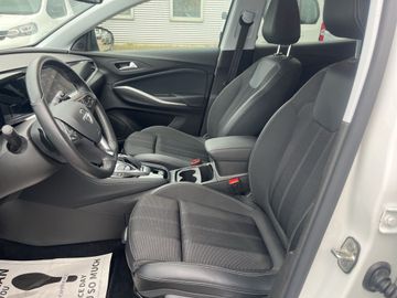 Opel GRANDLAND GS 5-TÜRER 1.2 DIRECT INJECTION TURBO