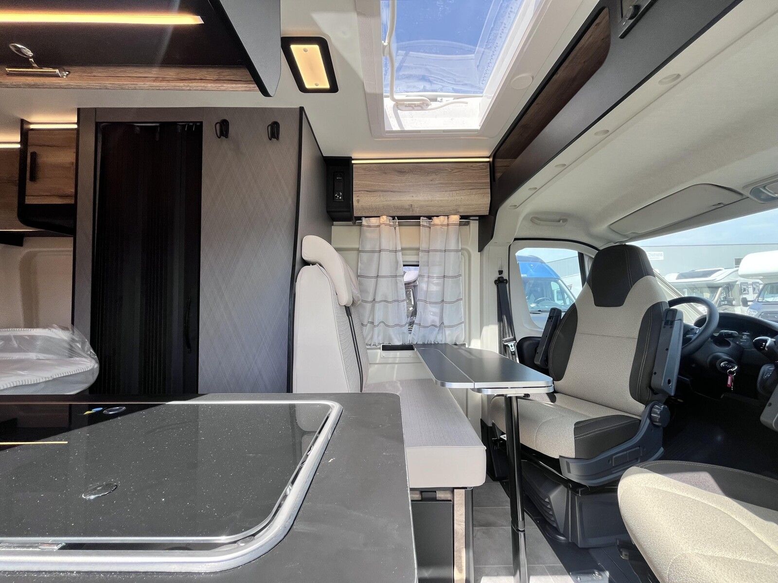 Fahrzeugabbildung XGO X-VAN 8