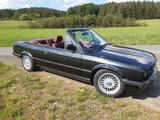BMW E30 325i Cabrio - Oldtimer - Reihen-6-... - BMW 325 aus 1986: 325e