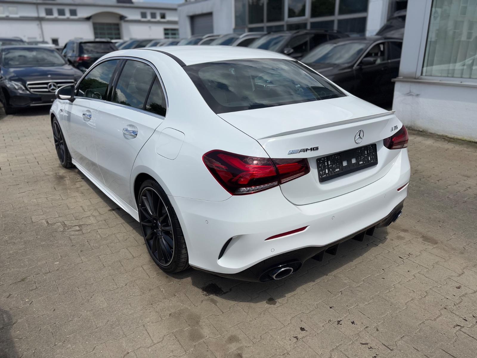 Mercedes-Benz A35 AMG 4Matic Lim.|Neuwagen|Rechtslenker|Extras