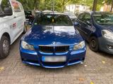 BMW E90 325d 3 L Maschine - BMW 325 aus 2008: 325d