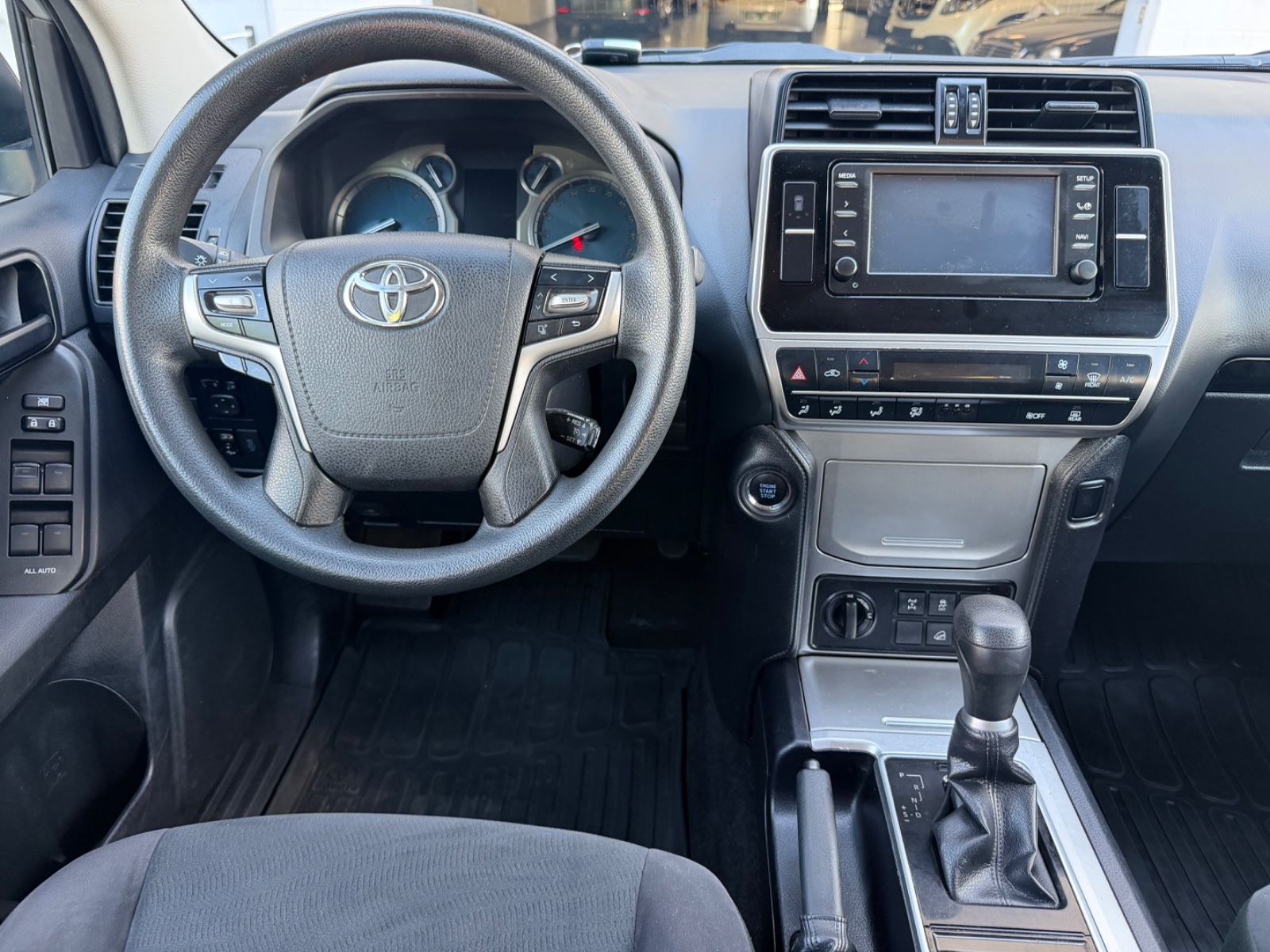 Toyota Land Cruiser 2.8 D-4D Automatik/Navi/PDC foto 7