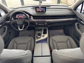 Audi Q7 - 11