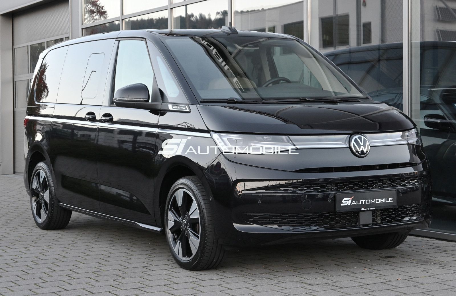 Fahrzeugabbildung Volkswagen T7 Multivan 2,0 TDI DSG Style °ACC°AHK°STANDHEIZ