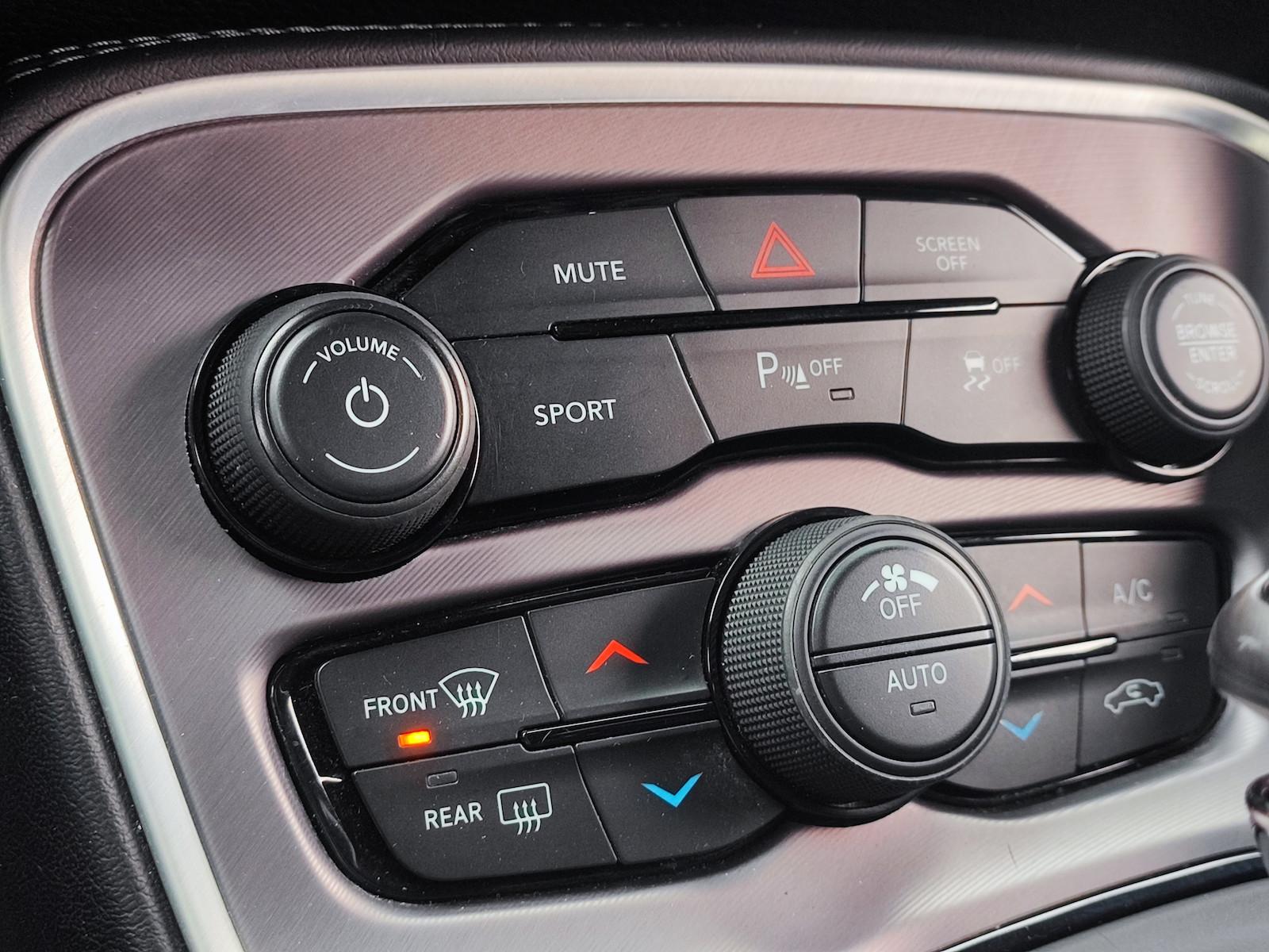 Dodge Challenger R/T 345 V8 HEMI LED LEDER SHZ KAMERA, миниатюра 17