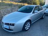 Alfa Romeo 159 1.9 JTDm 150CV - silberne Alfa Romeo 159