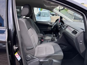 Volkswagen Golf - 12
