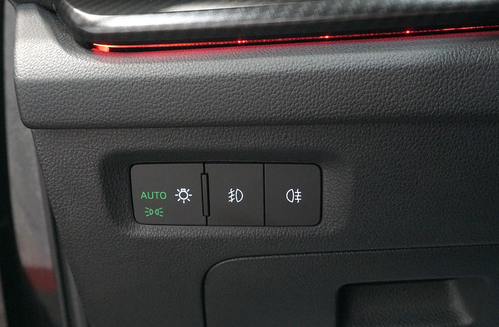 Skoda Octavia Lim. RS 2.0 TDI*ACC*HUD*AHK*MATRIX*, миниатюра 20