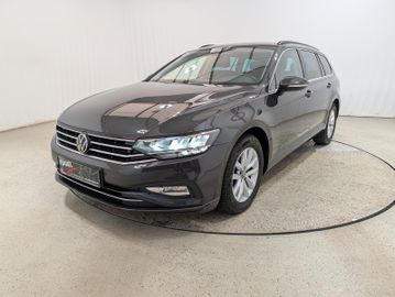Volkswagen Passat Variant - 2