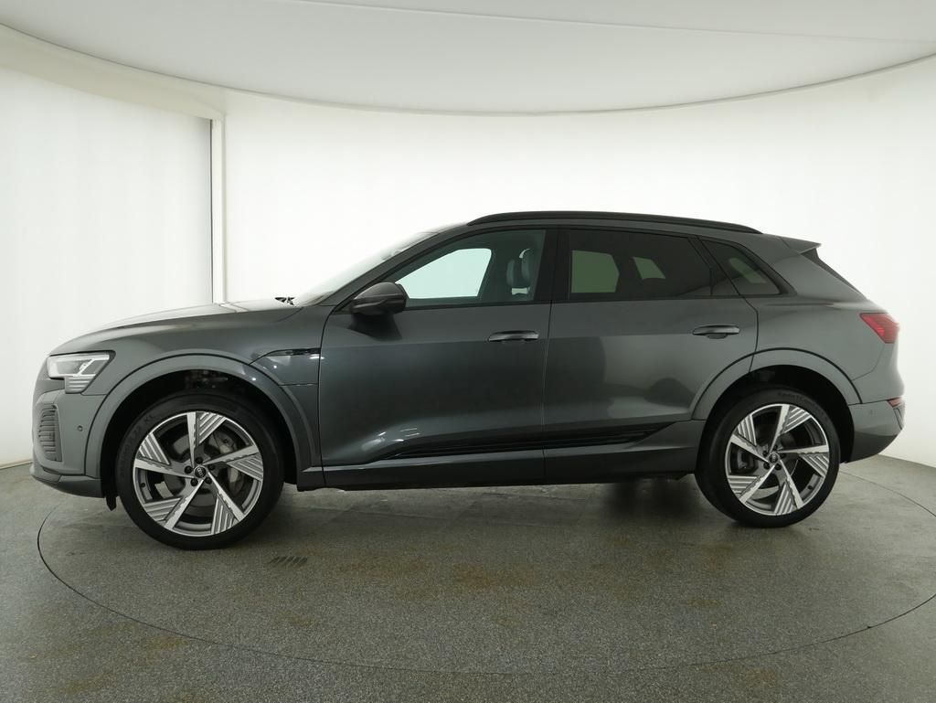 Audi Q8 e-tron - Bild 14