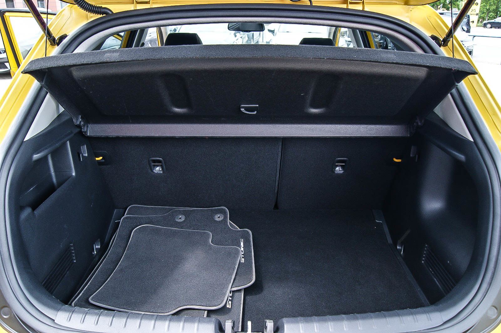 Fahrzeugabbildung Kia Stonic 1.0 T-GDI Mild-Hybrid Spirit FLORIDAGELB
