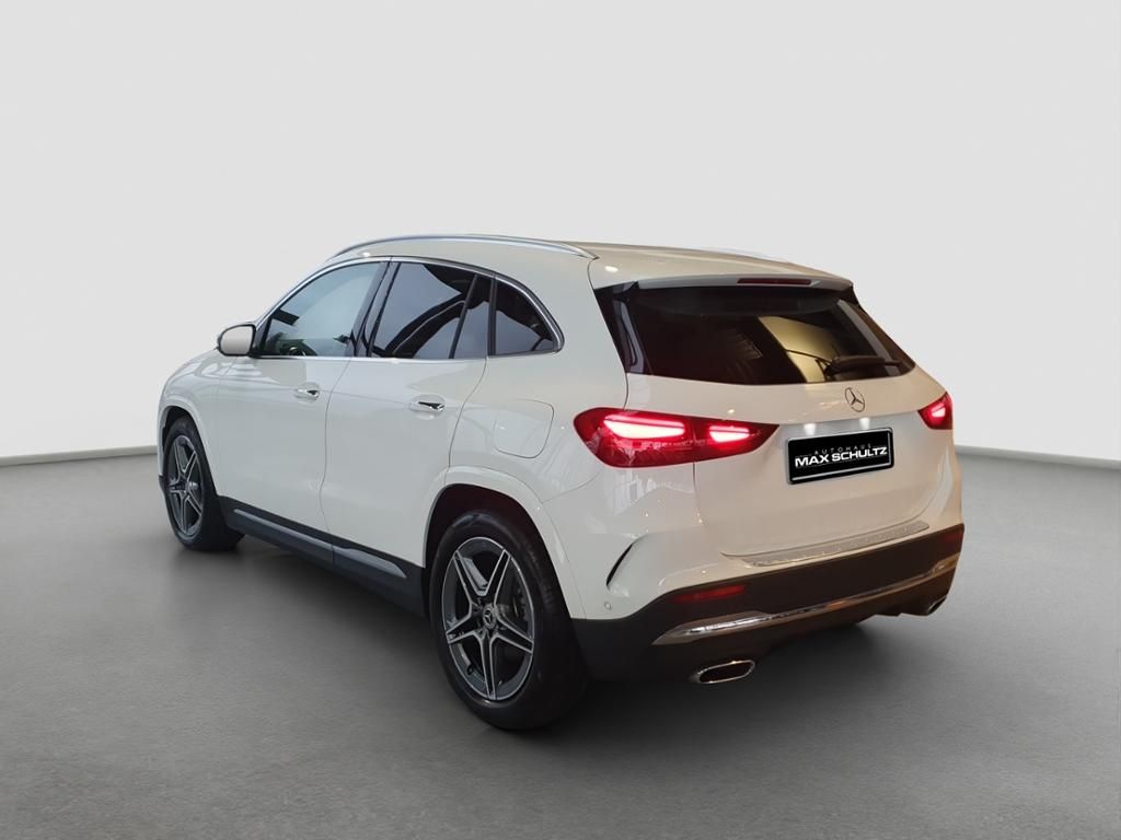 Fahrzeugabbildung Mercedes-Benz GLA 200 AMG*KeyLess*MULTIBEAM*SpurH*PDC*RFK*AHK