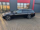 Mercedes-Benz E 450 T 4M Avantgarde Standheizung LEDER LED 360 - gebrauchte Mercedes-Benz E 450 aus dem Jahr 2023