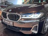 BMW 520d Touring LuxuryLine Pano LED HUD Massage AHK - BMW 520 mit Diesel-Antrieb