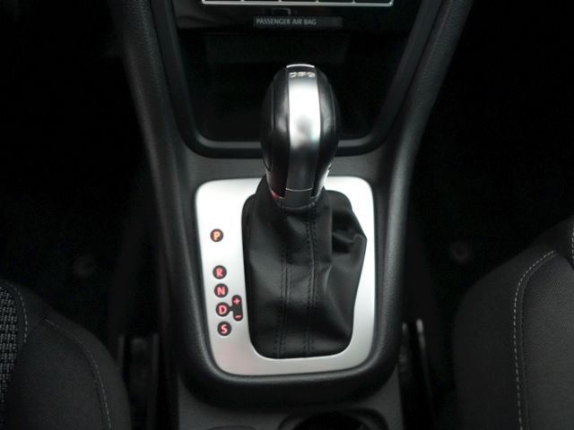 Sharan COMFORTLINE TDI DSG 7-SITZER+NAVI+SITZHEI