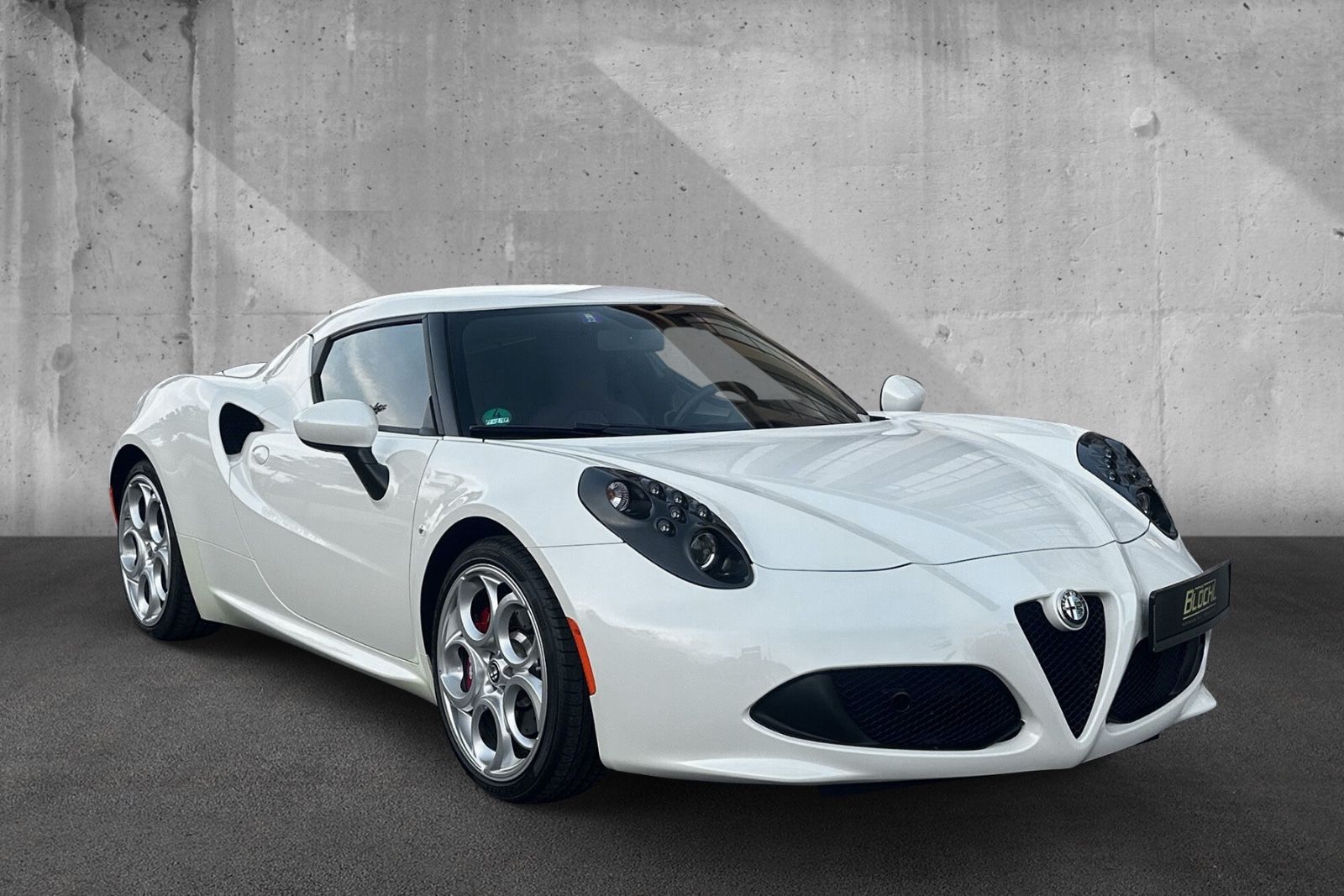 Fahrzeugabbildung Alfa Romeo 4C*1.Hand*Deutsches Auto*Carbon Scheinwerfer