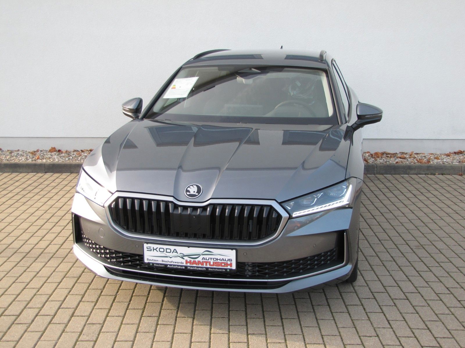Fahrzeugabbildung SKODA Superb Combi Selection 2.0 TDI 193PS 4x4 DSG