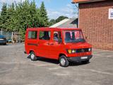 Mercedes-Benz 207 208 210 408 410 - Mercedes-Benz 410