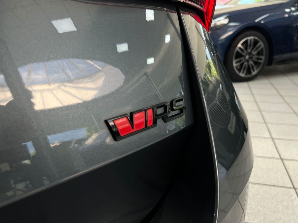 Skoda Octavia RS Combi 2.0 TSI*LED*PANO*TOTW*VIRTU*DAB