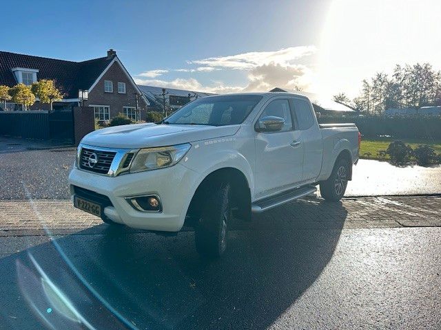 Nissan Navara NP300  King Cab 4x4 !FULL EXTRA-KLIMA !