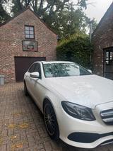 Mercedes-Benz E 250| 2.0 Benziner | Automatik - Mercedes-Benz E 250 in Duisburg