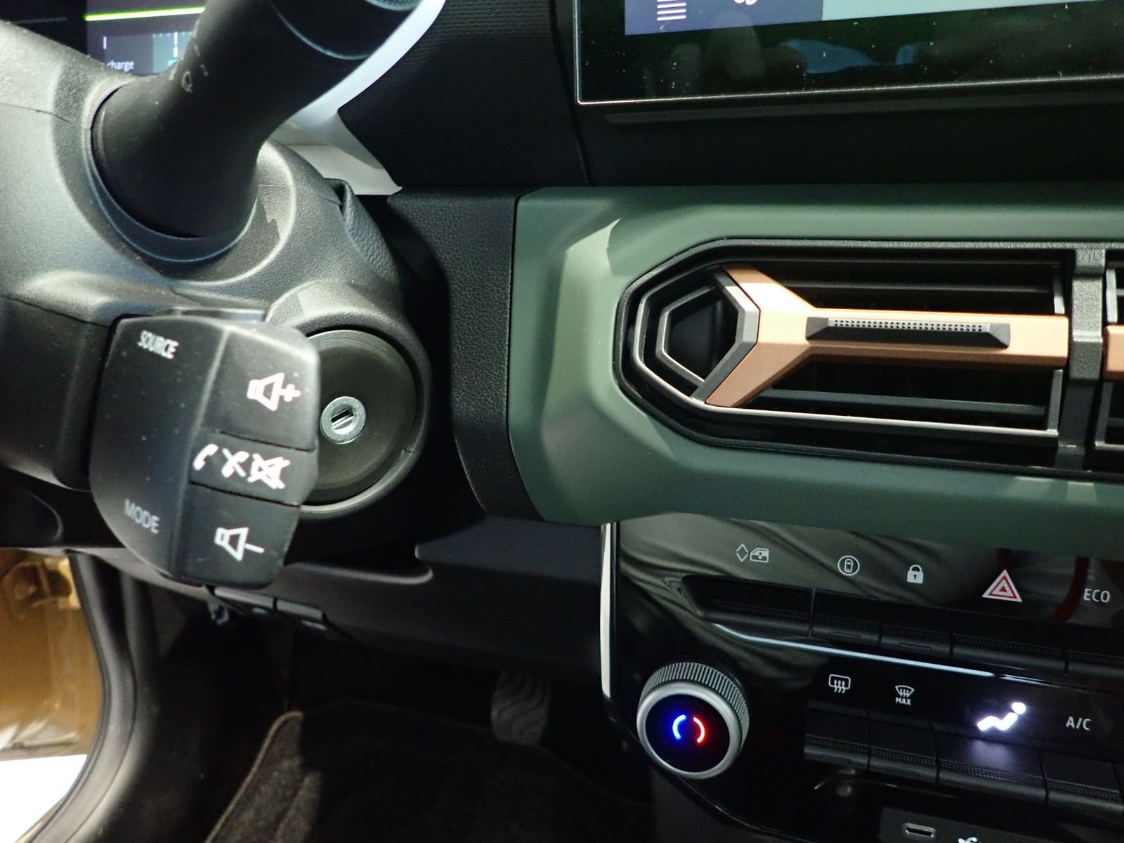 Fahrzeugabbildung Dacia Spring ELECTRIC 65 EXTREME , NAVI,AC,EPH,KAMERA
